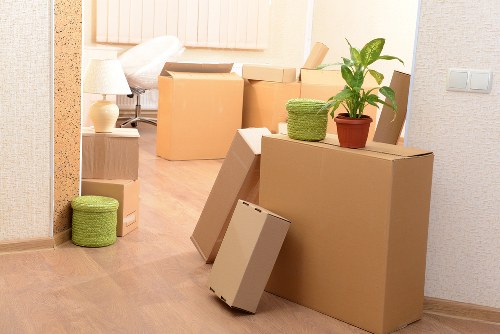 Packing and protecting household items for a Leamouth move
