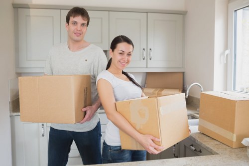 Leamouth removal van service for residential and commercial customers